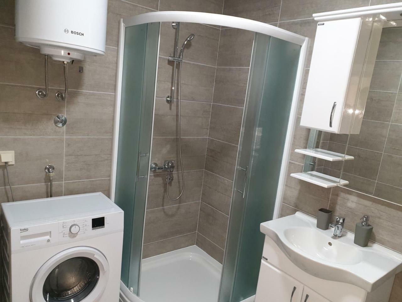 Apartments Jadran Тиват Екстер'єр фото