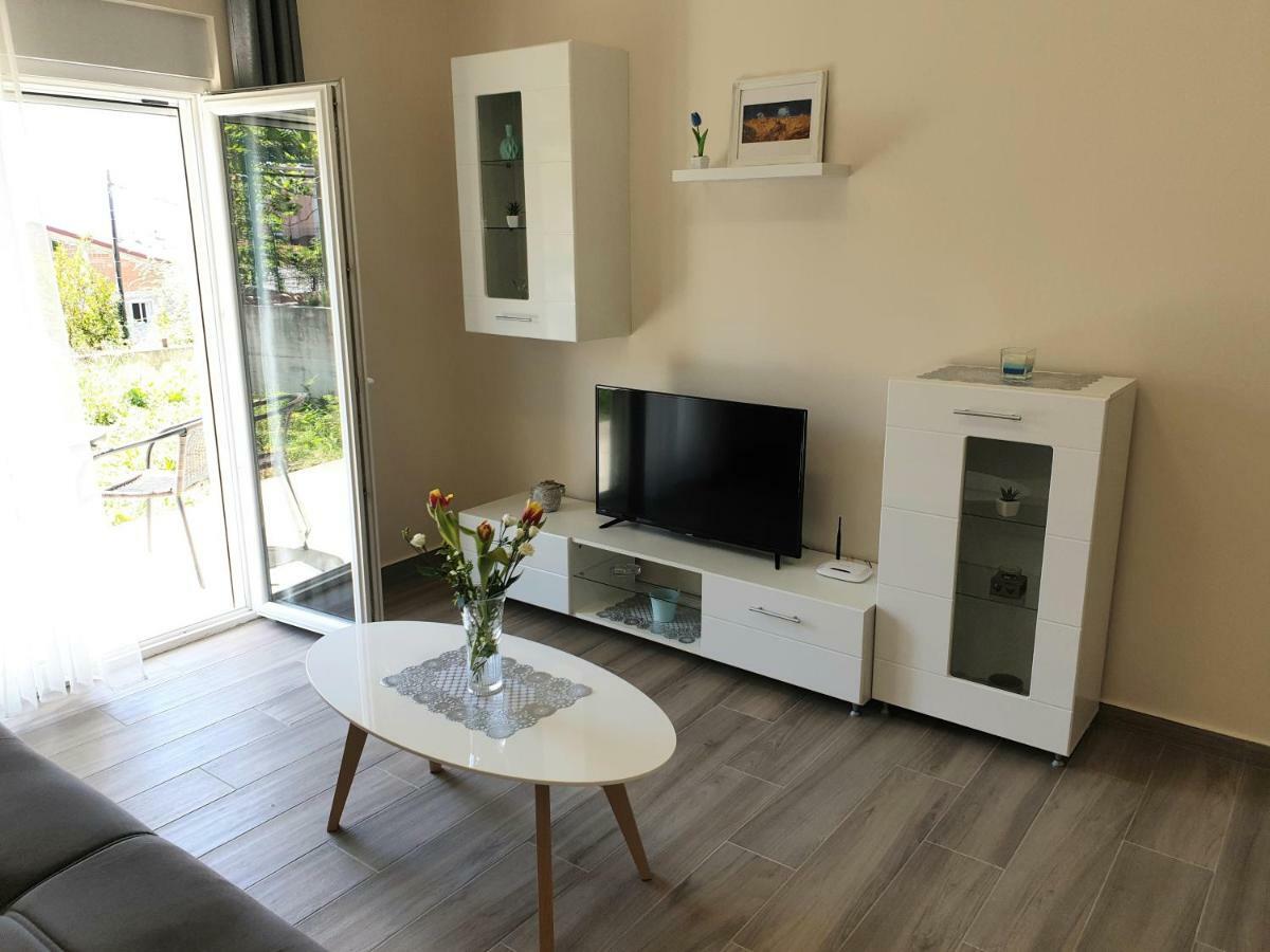 Apartments Jadran Тиват Екстер'єр фото